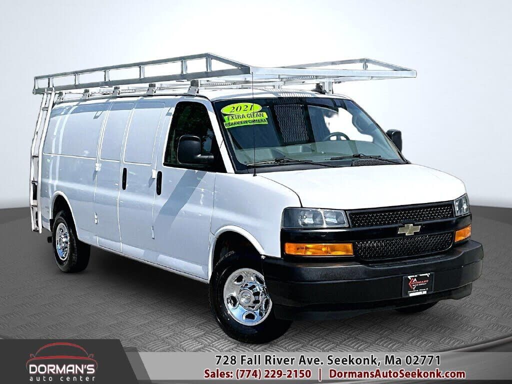 2021 CHEVROLET Express