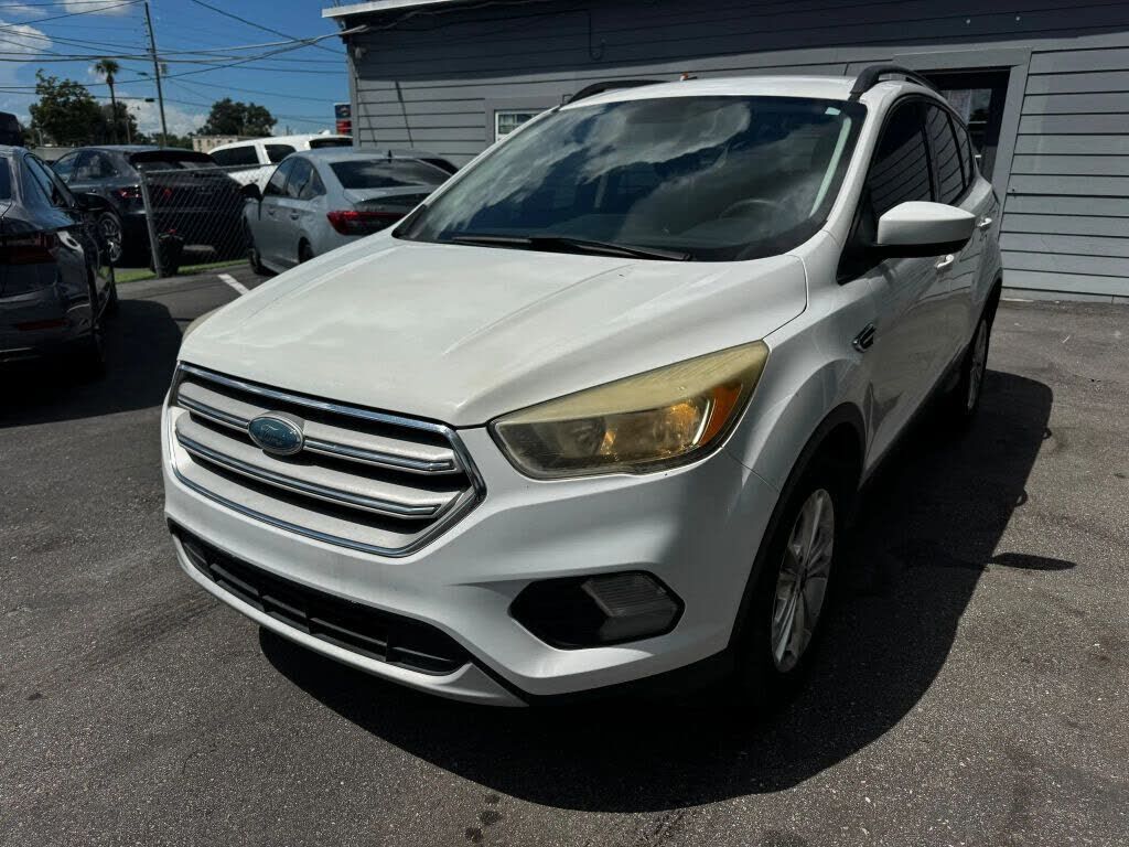 2018 FORD Escape