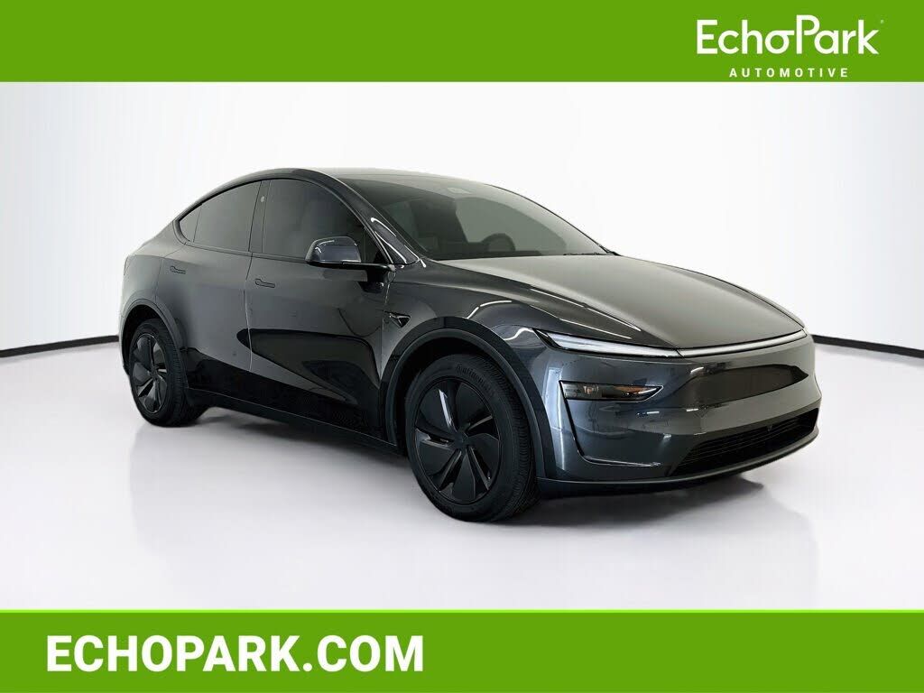2026 TESLA Model Y