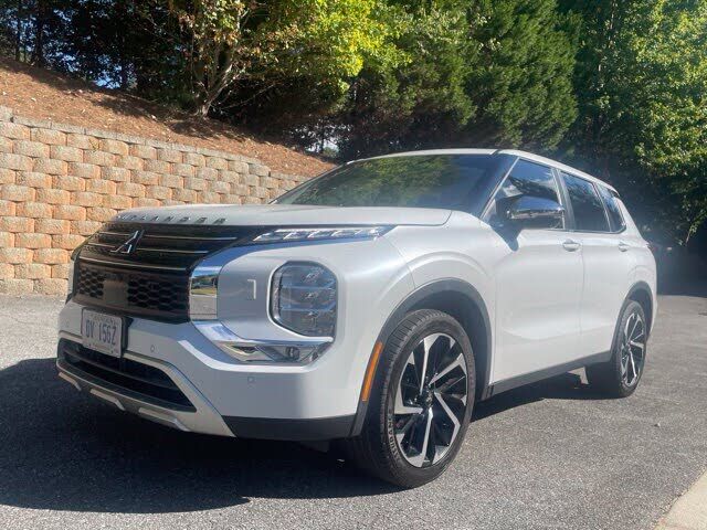 2022 MITSUBISHI Outlander