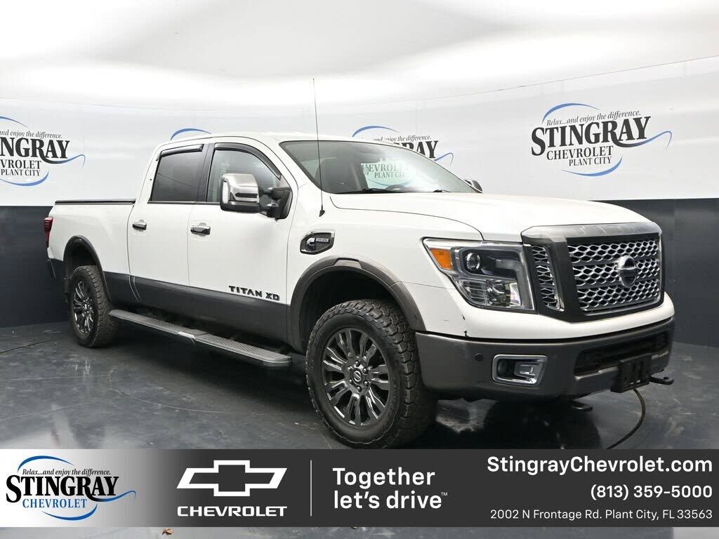 2016 NISSAN Titan