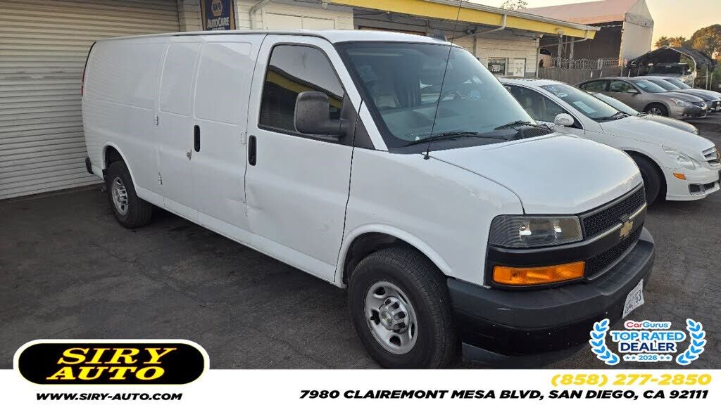 2021 CHEVROLET Express