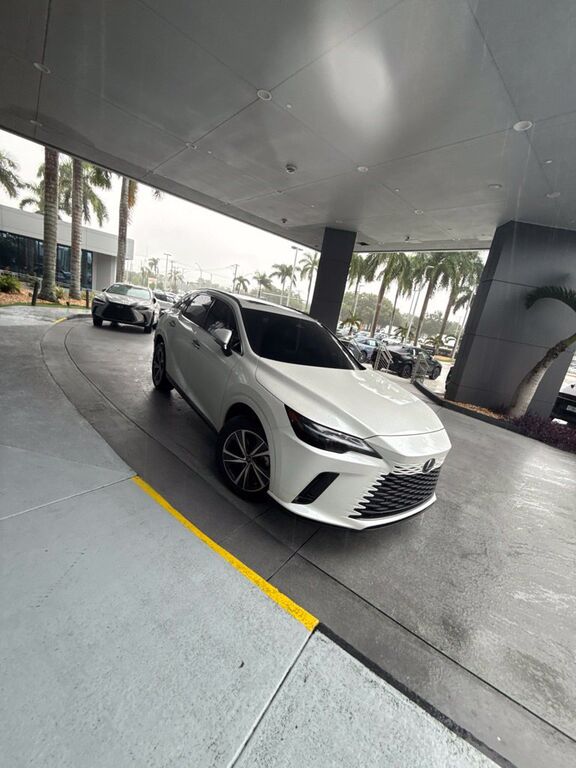 2025 LEXUS RX