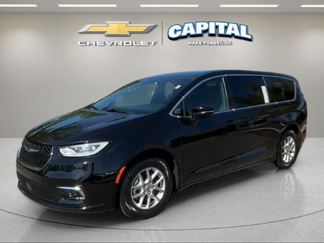2025 CHRYSLER Pacifica