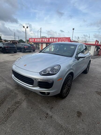2017 PORSCHE Cayenne