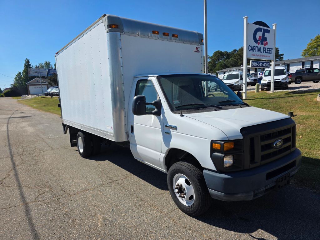 2012 FORD E-350
