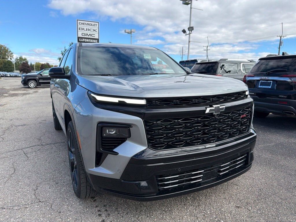2024 CHEVROLET Traverse