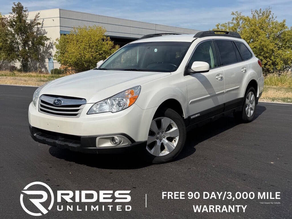 2010 SUBARU Outback