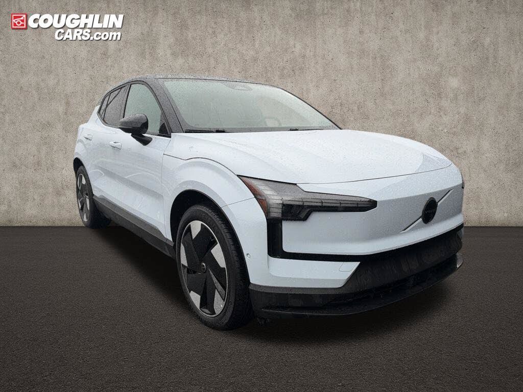 2025 VOLVO EX30