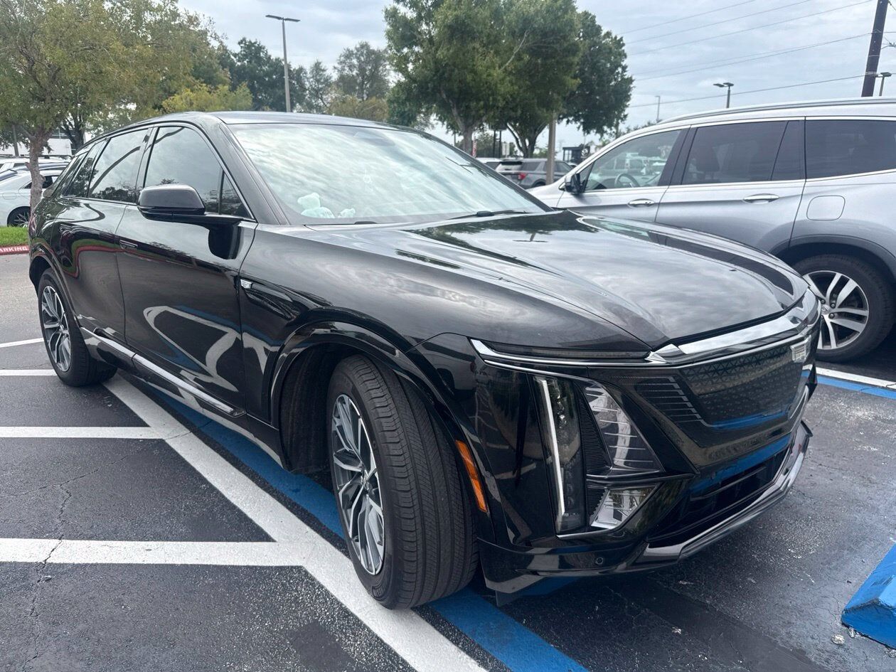 2024 CADILLAC Lyriq