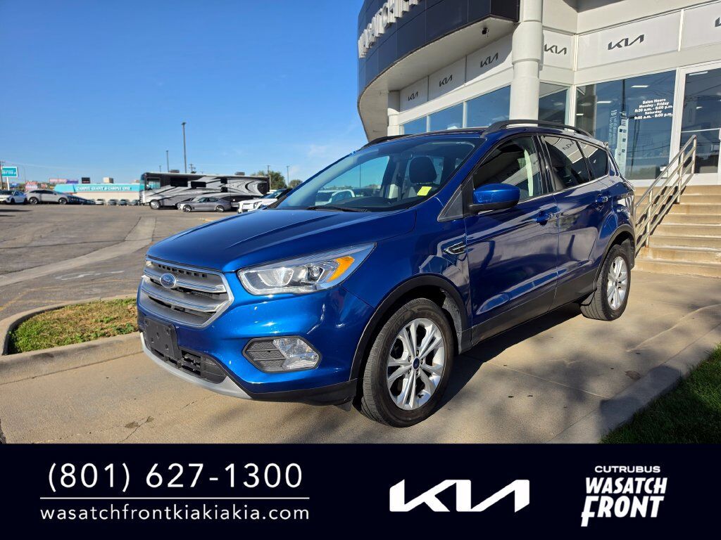 2017 FORD Escape