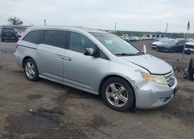 2011 HONDA Odyssey