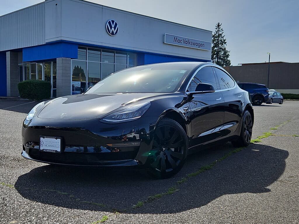 2019 TESLA Model 3