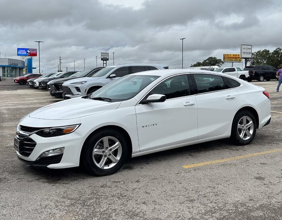 2024 CHEVROLET Malibu