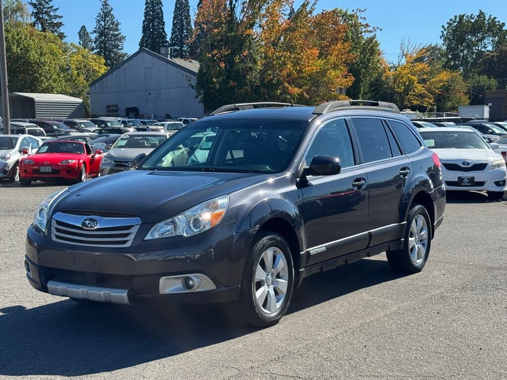 2011 SUBARU Outback