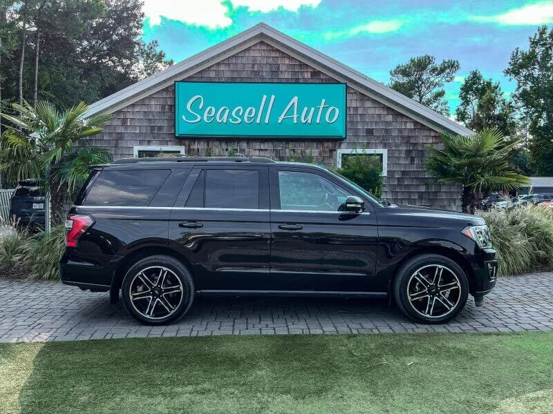 2021 FORD Expedition