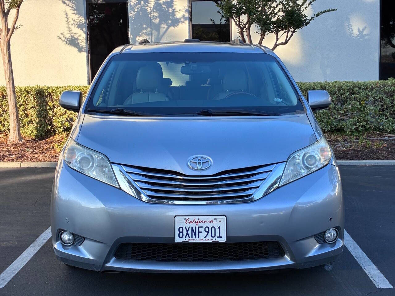 2012 TOYOTA Sienna