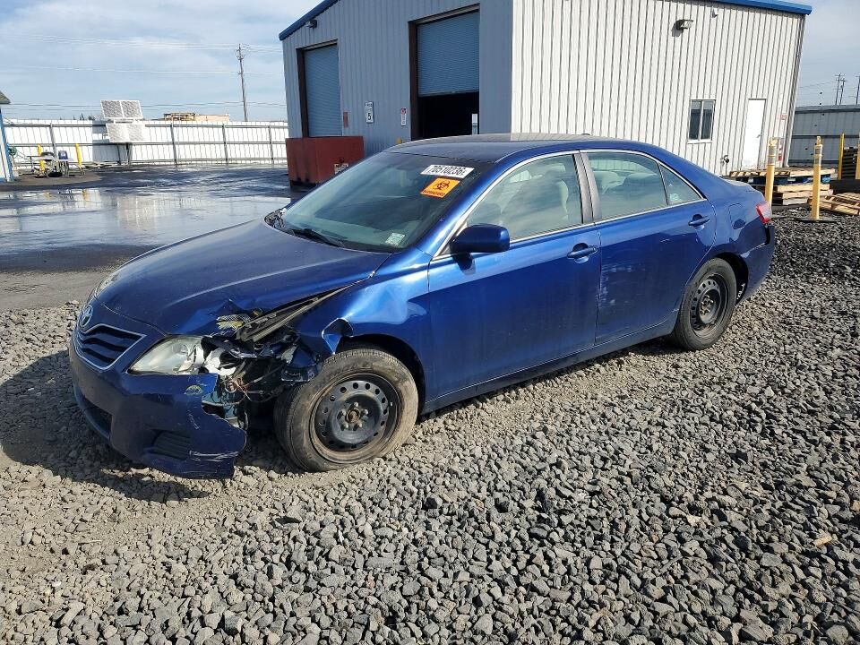 2010 TOYOTA Camry