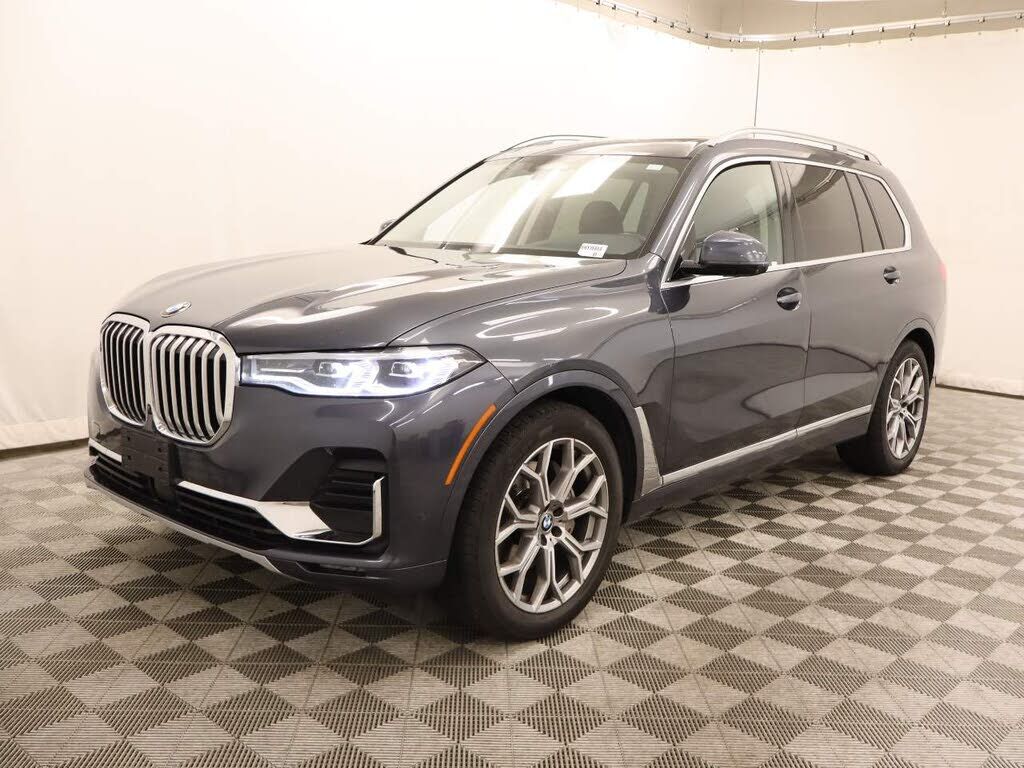 2022 BMW X7