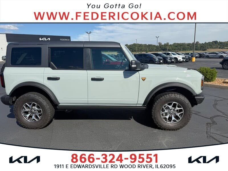 2024 FORD Bronco