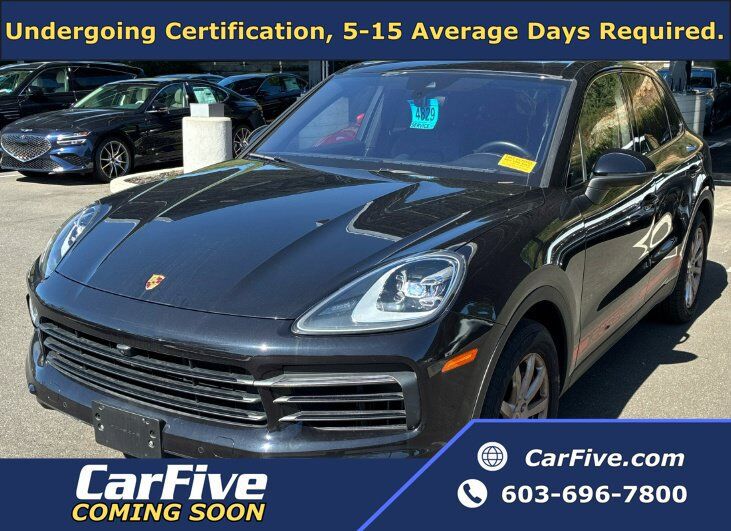 2022 PORSCHE Cayenne