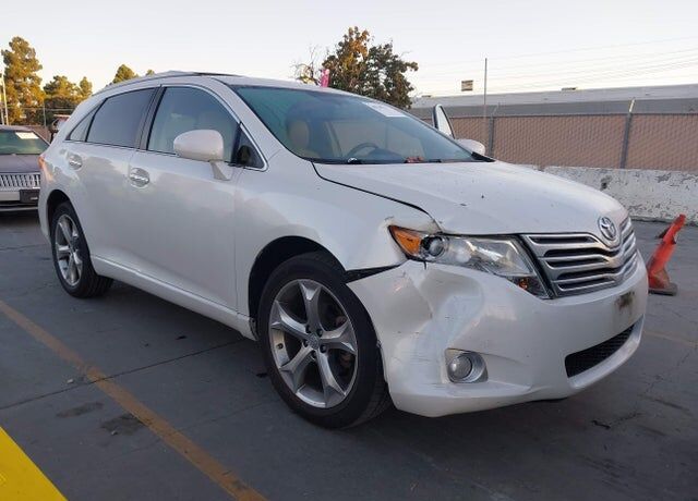 2011 TOYOTA Venza