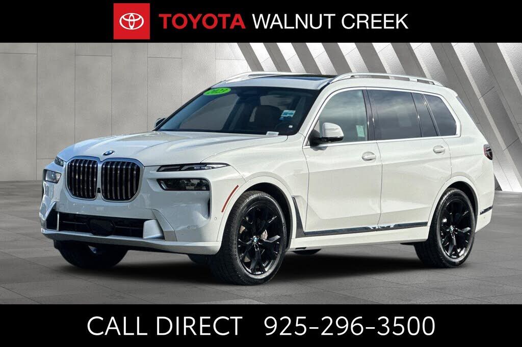2023 BMW X7