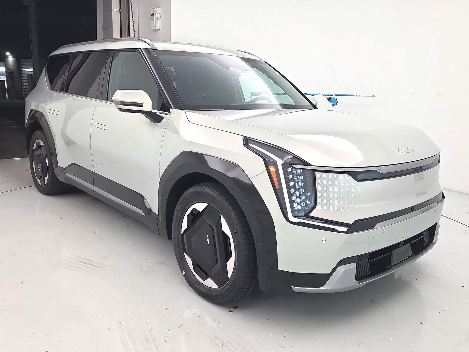 2024 KIA EV9