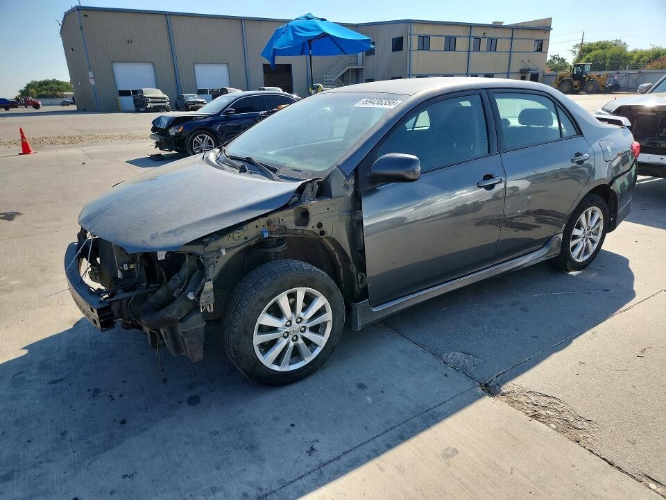 2010 TOYOTA Corolla