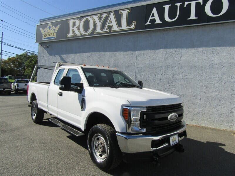 2017 FORD F-350
