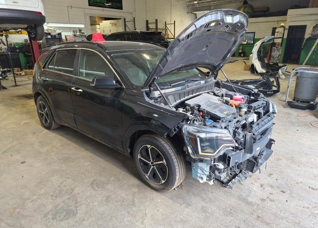 2023 KIA Niro