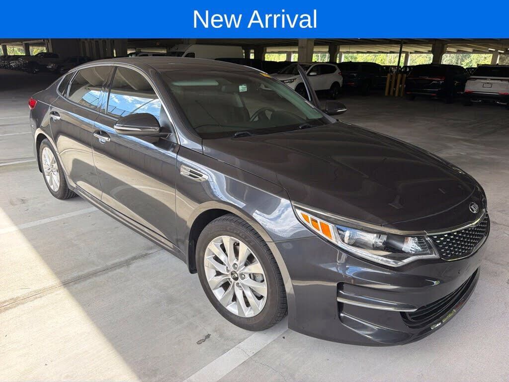 2018 KIA Optima