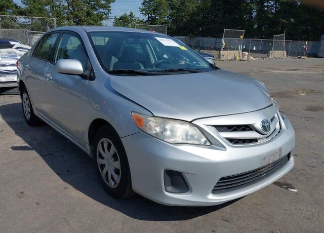 2011 TOYOTA Corolla