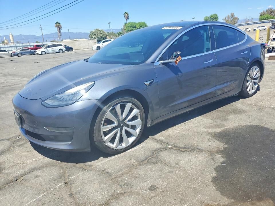 2020 TESLA Model 3