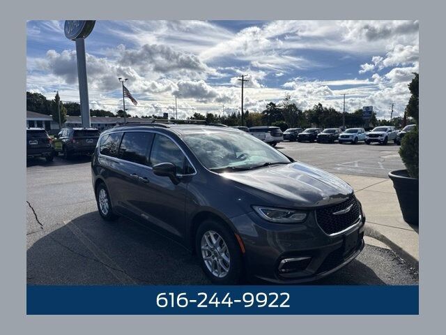 2022 CHRYSLER Pacifica