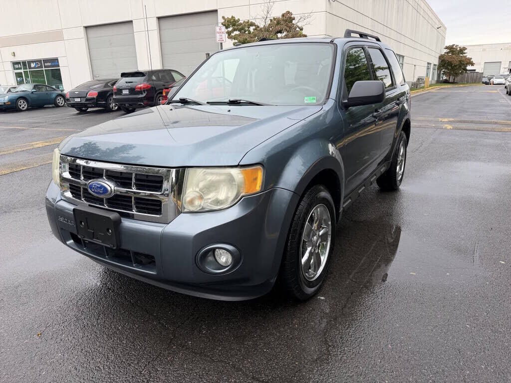 2011 FORD Escape