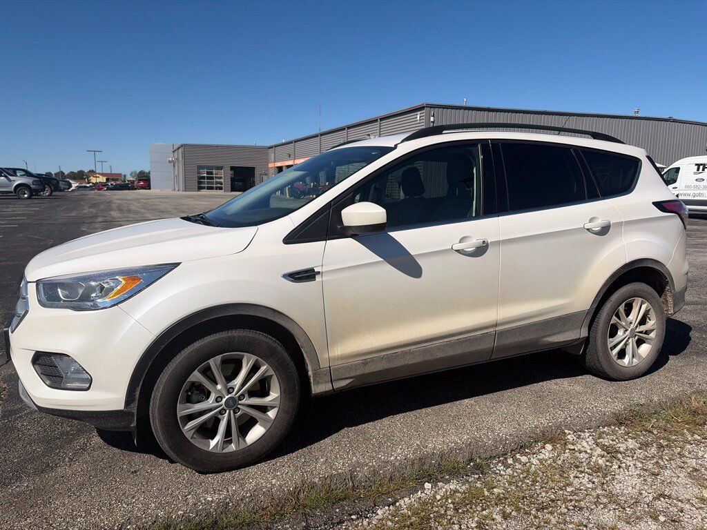 2018 FORD Escape