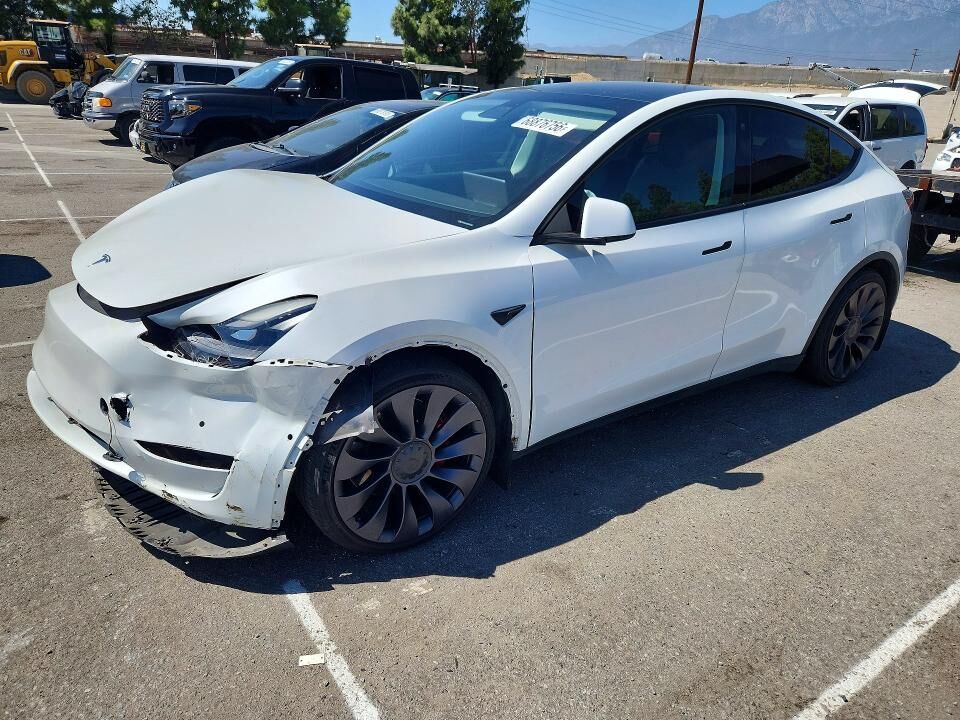 2022 TESLA Model Y