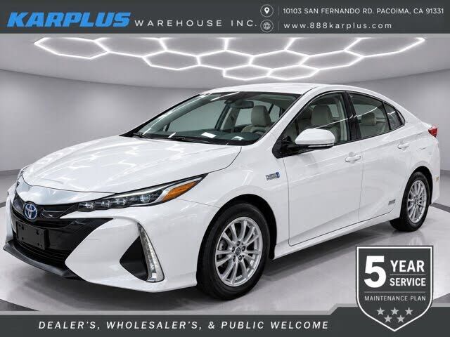 2022 TOYOTA Prius