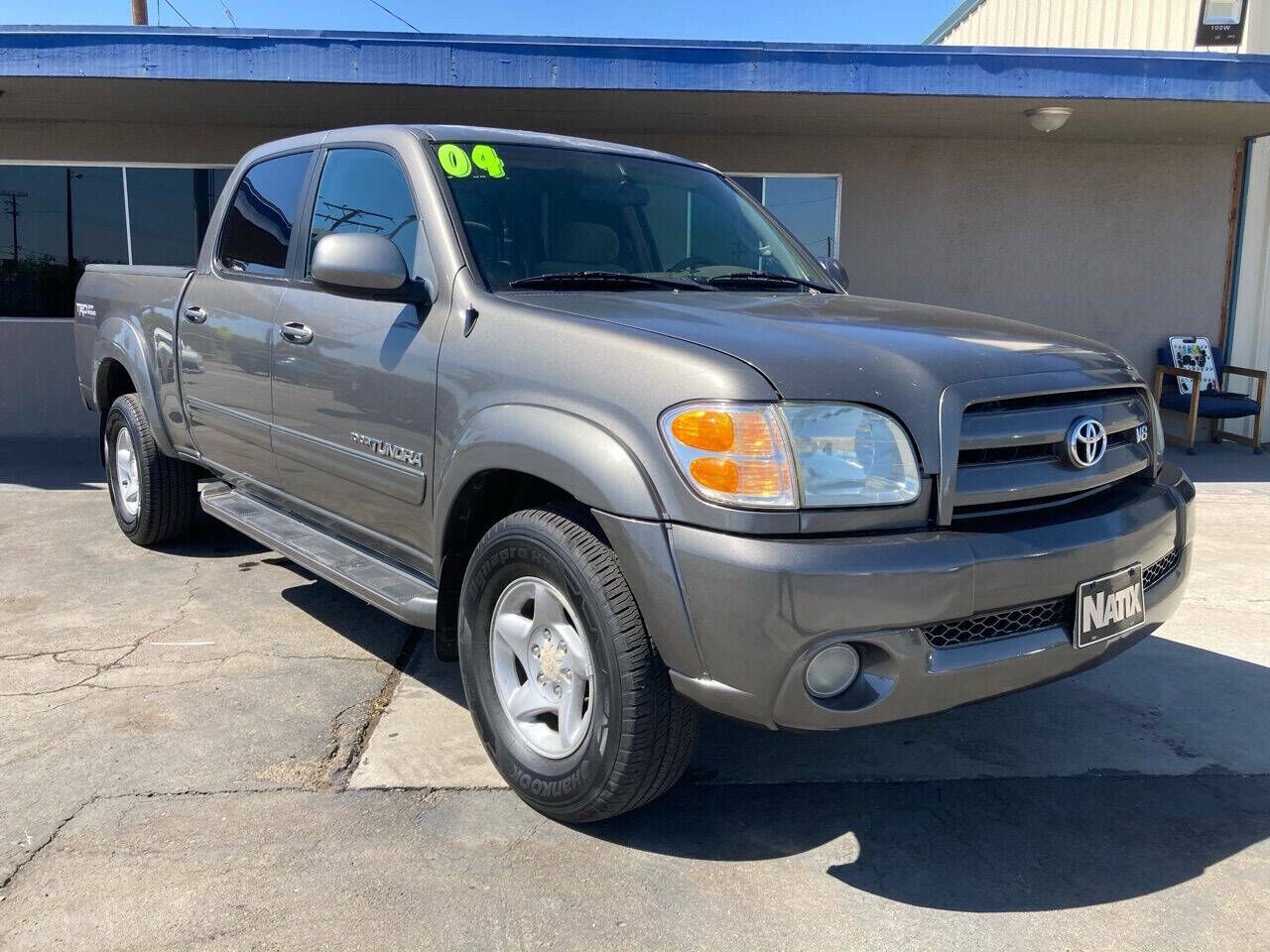 2004 TOYOTA Tundra