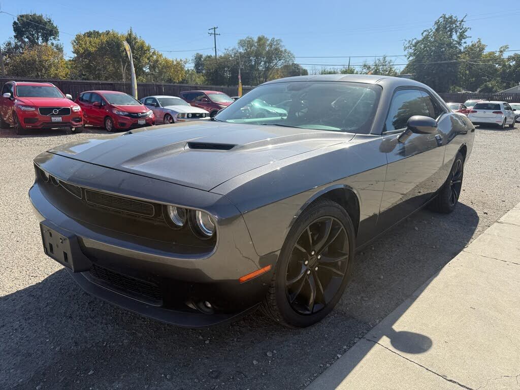 2016 DODGE Challenger