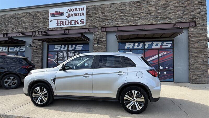2025 MITSUBISHI Outlander Sport
