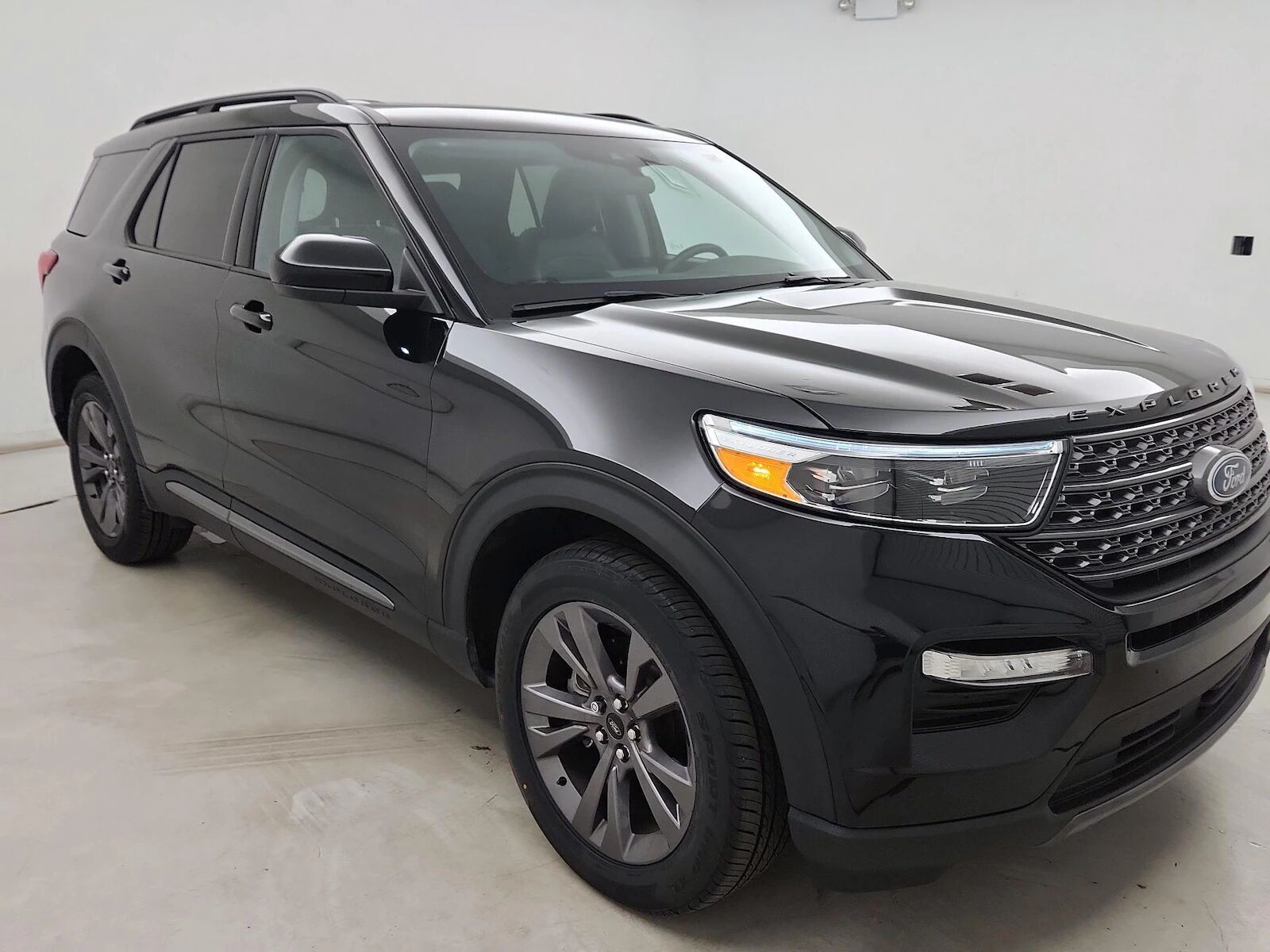 2024 FORD Explorer