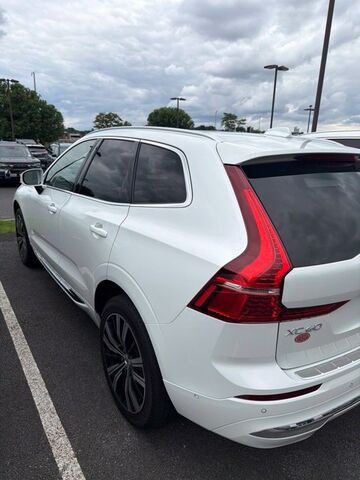2022 VOLVO XC60