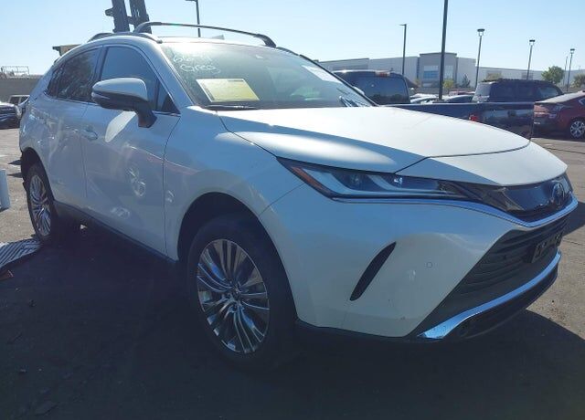 2022 TOYOTA Venza