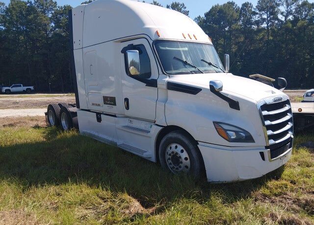 2020 FREIGHTLINER New Cascadia 126" Sleepercab