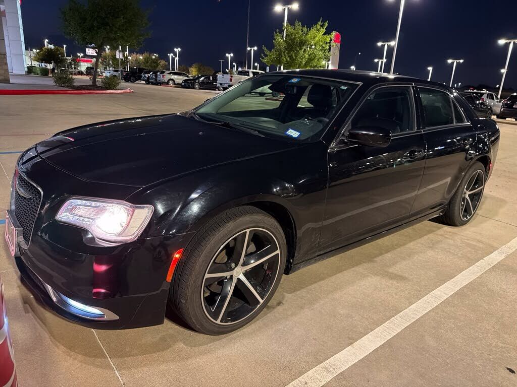 2018 CHRYSLER 300