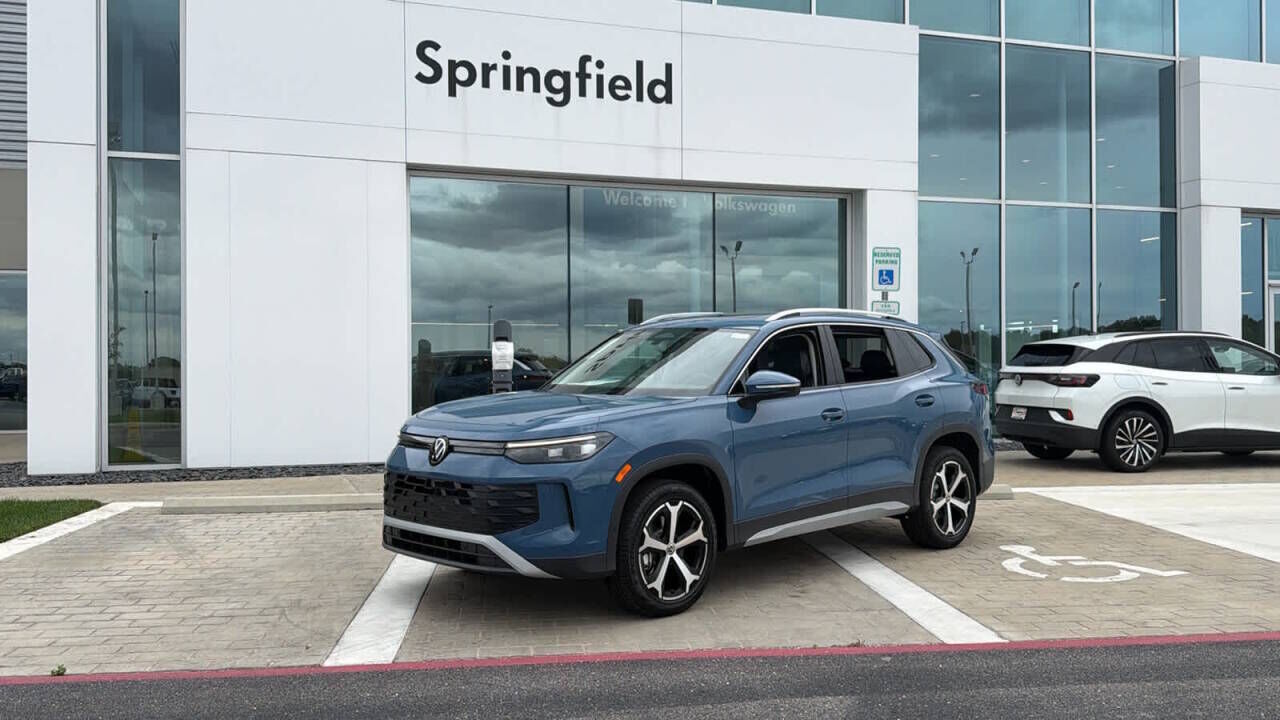 2026 VOLKSWAGEN Tiguan