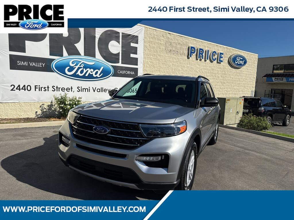 2023 FORD Explorer