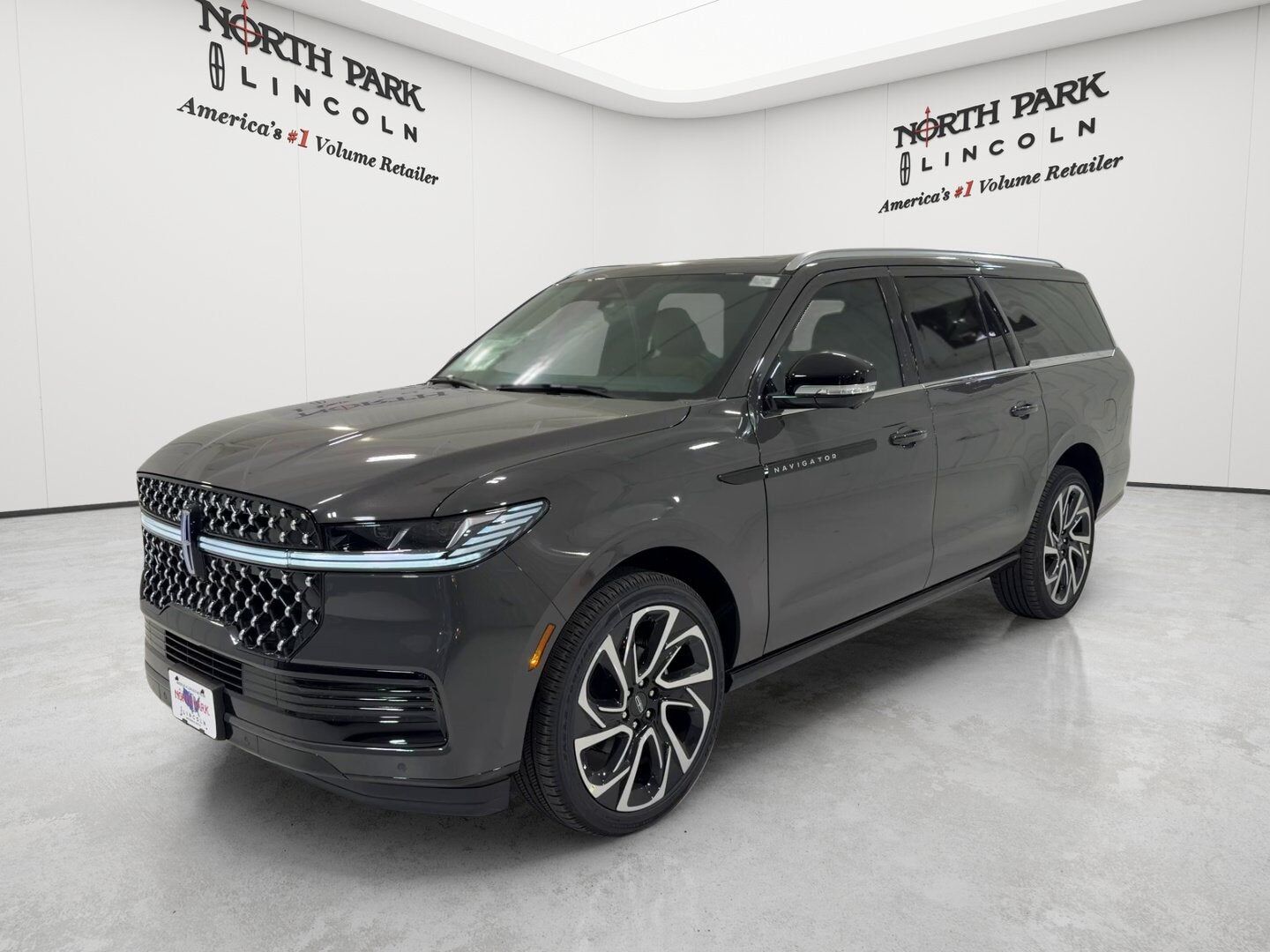 2027 LINCOLN Navigator L